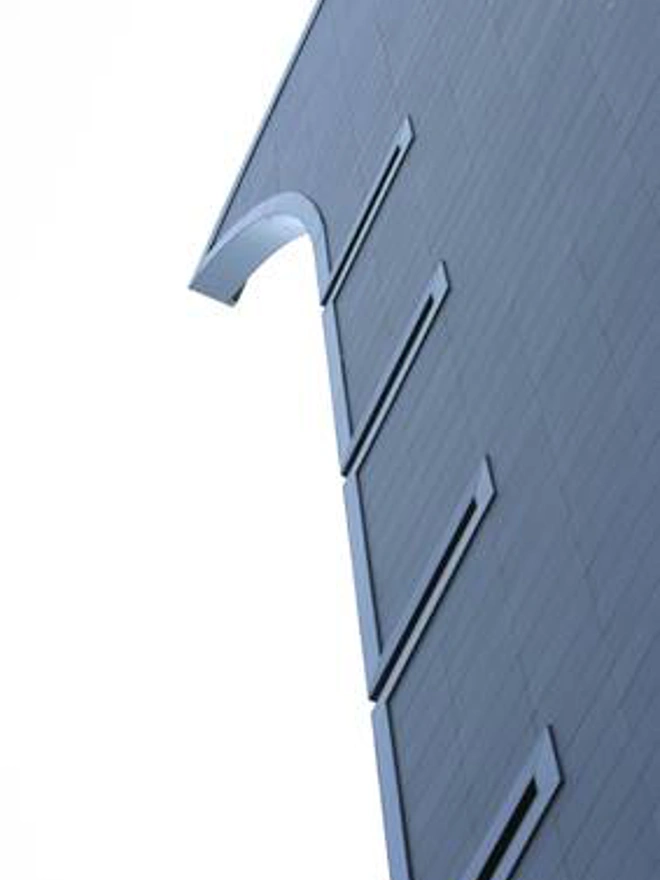 SHARK BUILDING Studio X3 Architettura